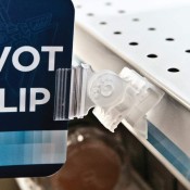 Pivoting Sign Clip